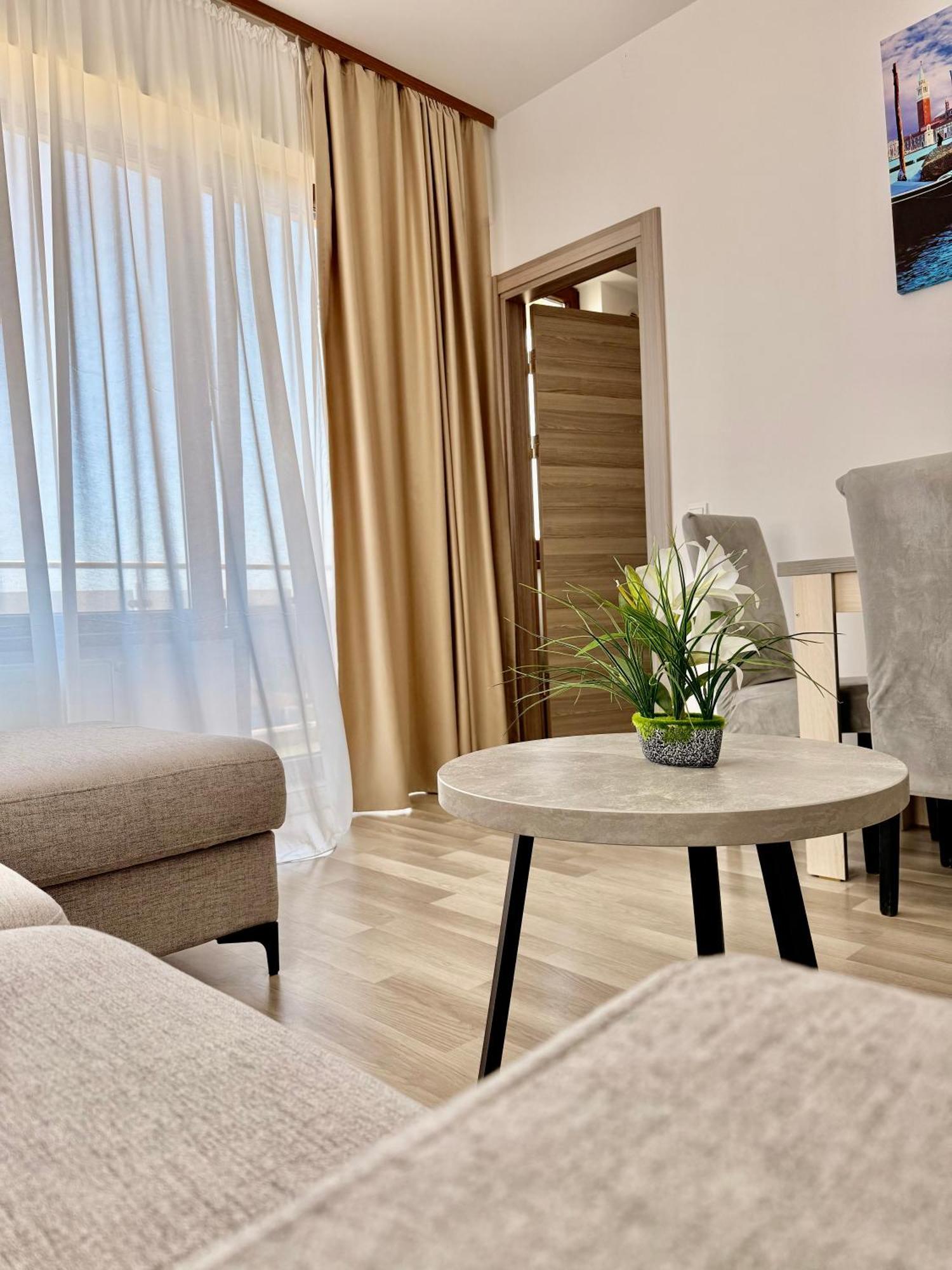 Aqua Vista Nuba - Vedere Top La Mare Si Lac - Apartament 2 Camere Summerland - Mamaia מאמאיה מראה חיצוני תמונה